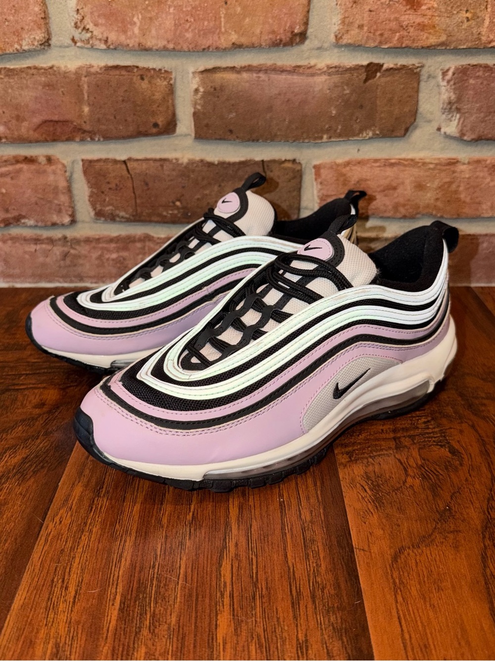 Nike Air Max 97 Iced Lilac Kids Size 7Y / Women’s Size 9  👟
